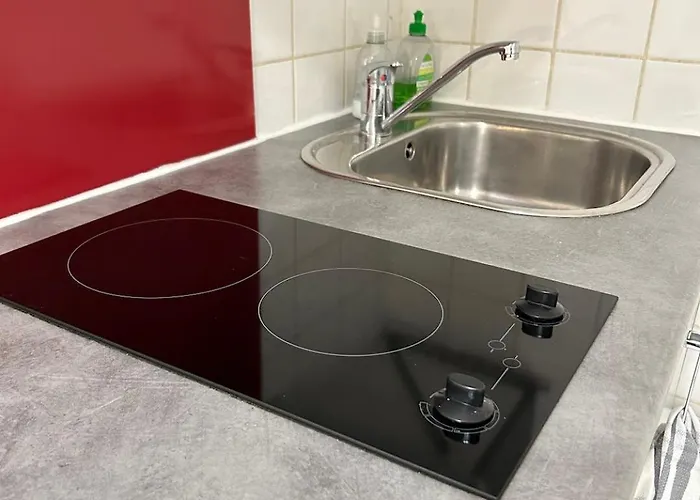 Comfortable Near Marais Aboukir דירה *