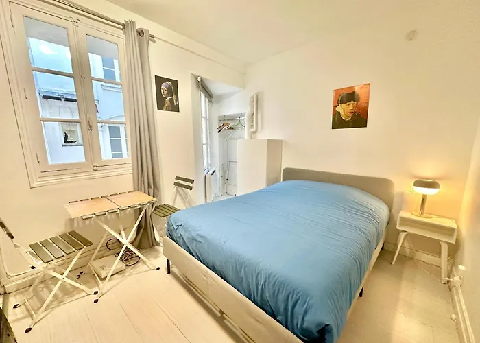 Comfortable Near Marais Aboukir アパート パリ
