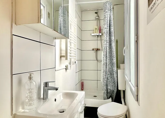 Comfortable Near Marais Aboukir דירה